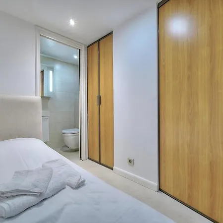 Carlton Riviera شقة كان
